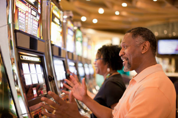 lakutoto 4d mobile app showing live roulette table and sportsbook markets